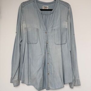 Holding Horses Anthropologie Sky Blue Button-Up Denim Shirt